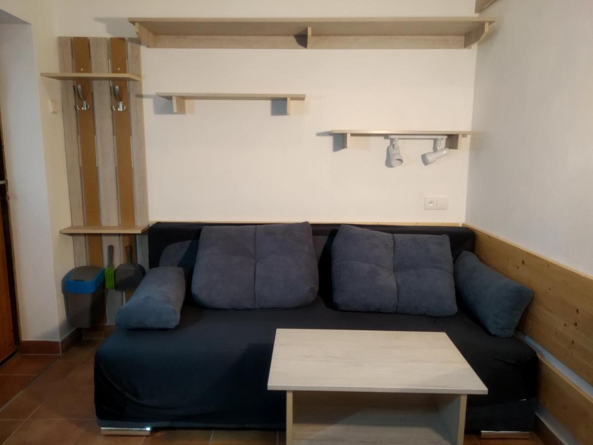 Minidomecek Appartement Znojmo Buitenkant foto