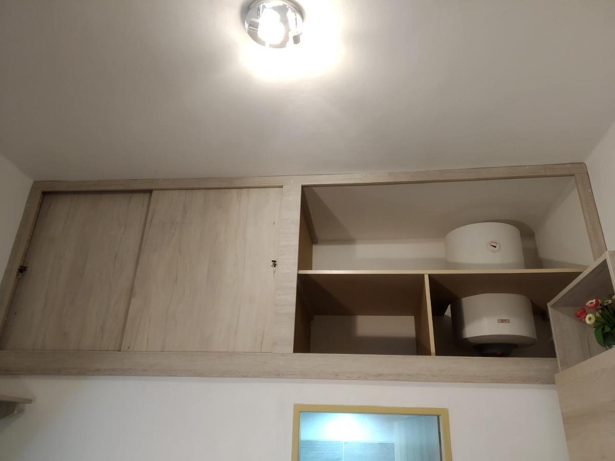 Minidomecek Appartement Znojmo Buitenkant foto